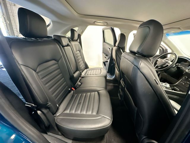 2020 Ford Edge SEL Green at Luther Ford
