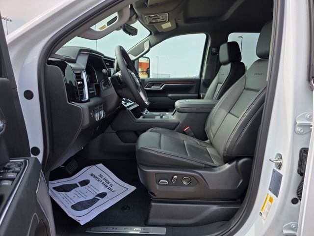 2026 GMC Sierra 3500HD Denali