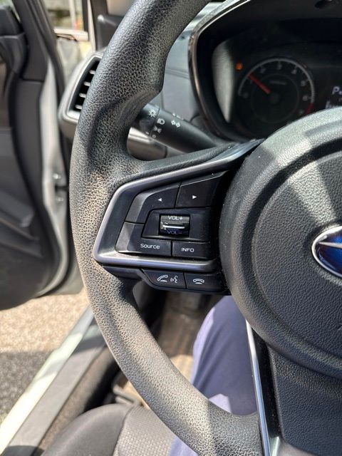 2019 Subaru Impreza 2.0i White at Subaru and VW of Moon Township