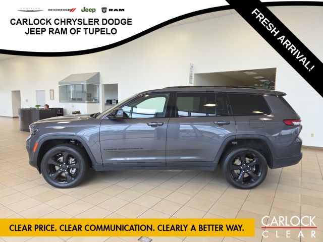  2023 Jeep Grand Cherokee L Altitude 4WD   