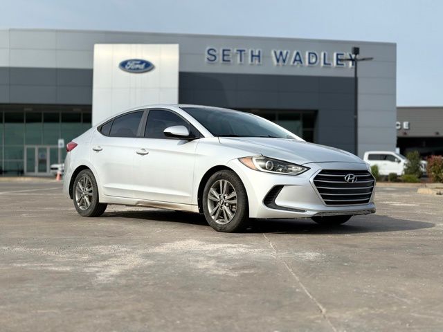 Symphony Silver 2017 Hyundai Elantra SE FWD Sedan Front-Wheel Drive 6-Speed Automatic