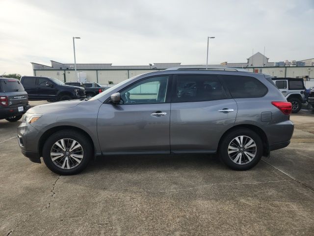 Used 2017 Gray Nissan S image 4