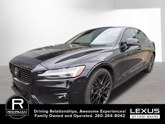 Onyx Black Metallic 2024 Volvo S60 B5 Plus Black Edition AWD Sedan All-Wheel Drive Automatic