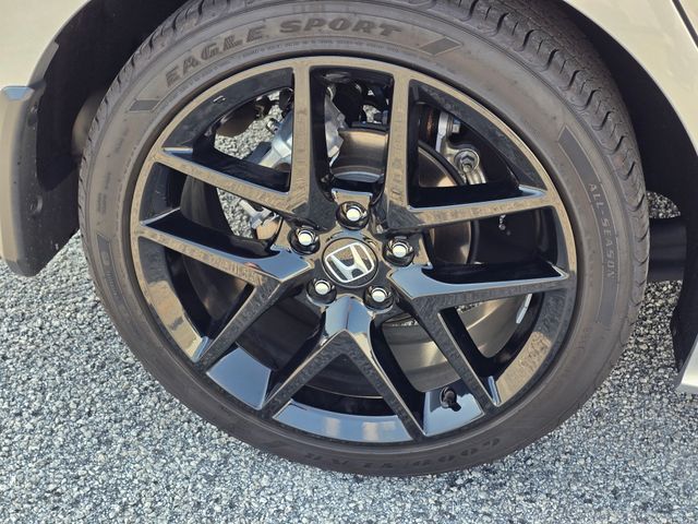 2025 Honda Civic Sport:168856B