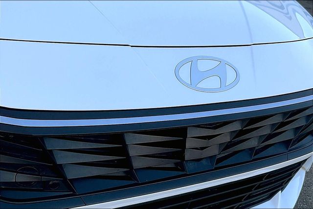 Used 2024 Hyundai Elantra For Sale in OLIVE BRANCH, MS