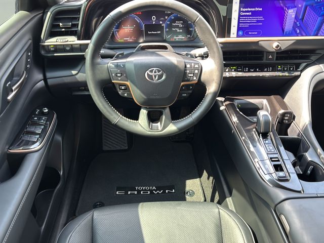 Used 2025 Toyota Crown Sedan