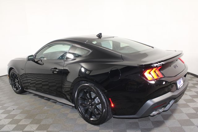2025 Ford Mustang GT Premium photo