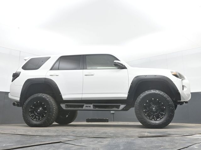 Used 2015 White Toyota SR5 Premium image 37