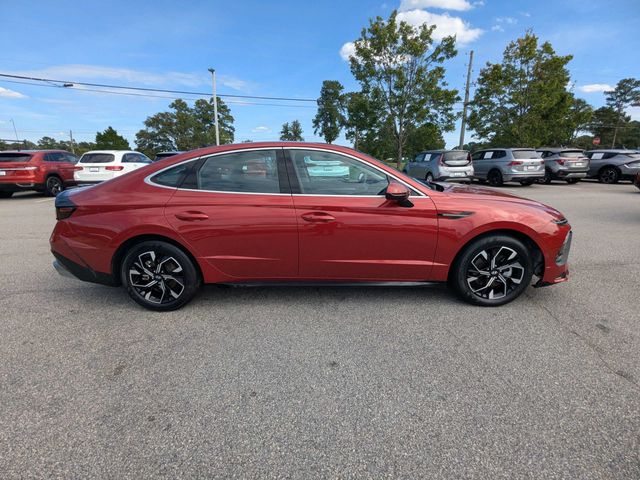 Used 2025 Hyundai Sonata Sedan