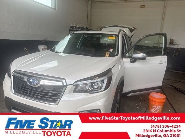 2020 Subaru Forester Touring's photo