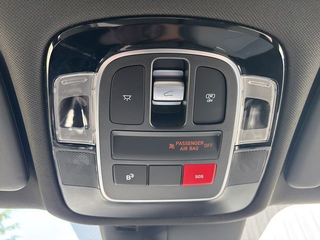 New 2026 Black Hyundai Limited image 30