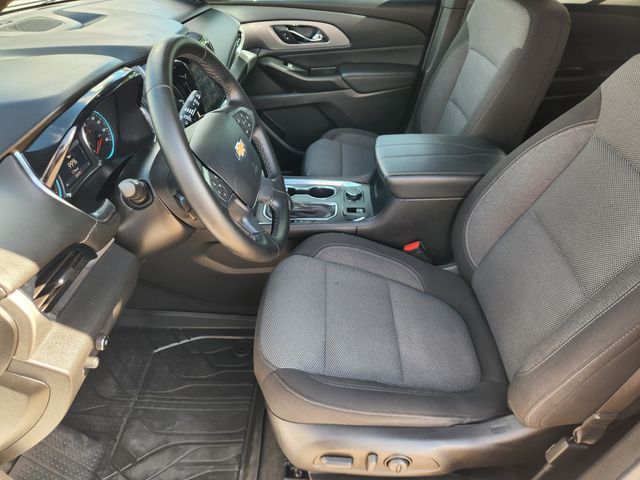 2023 Chevrolet Traverse LT Beige at AutoSavvy Houston Southwest