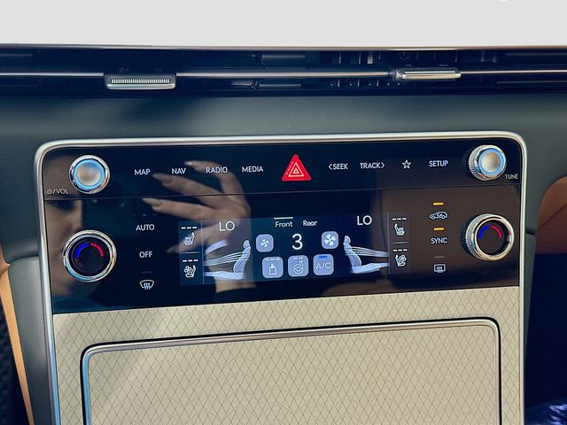 Thumbnail: 2026 Genesis GV80 - 14