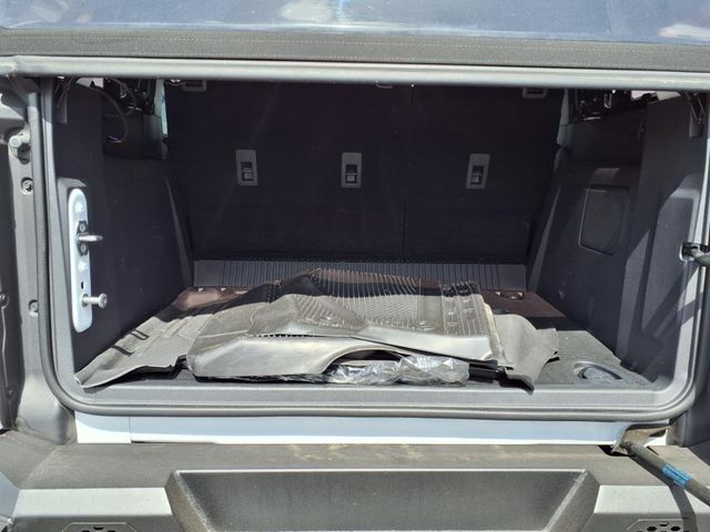 2024 Ford Bronco Outer Banks photo