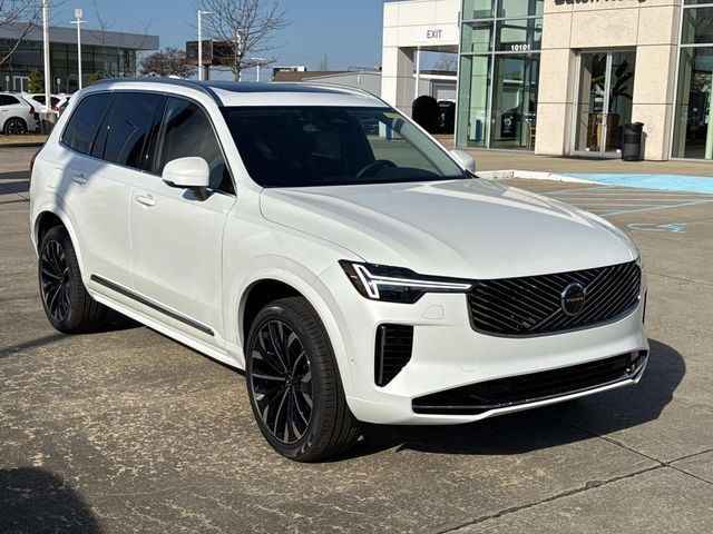 2026 Volvo XC90 B5 Plus