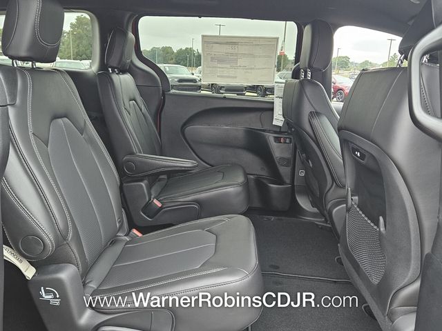 New 2026 Red Chrysler Select image 17