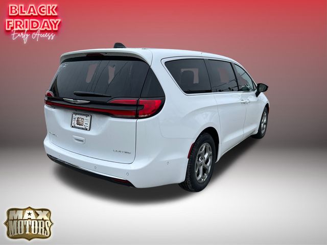 2024 Chrysler Pacifica Limited 13