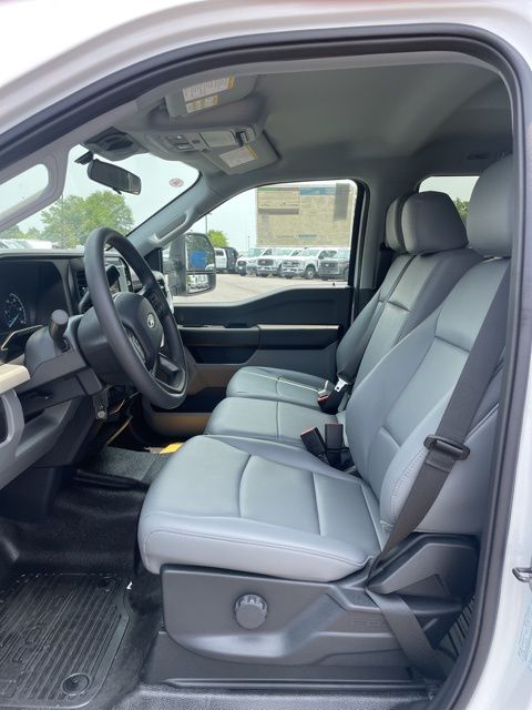 2025 Ford F-350 Super Duty XL