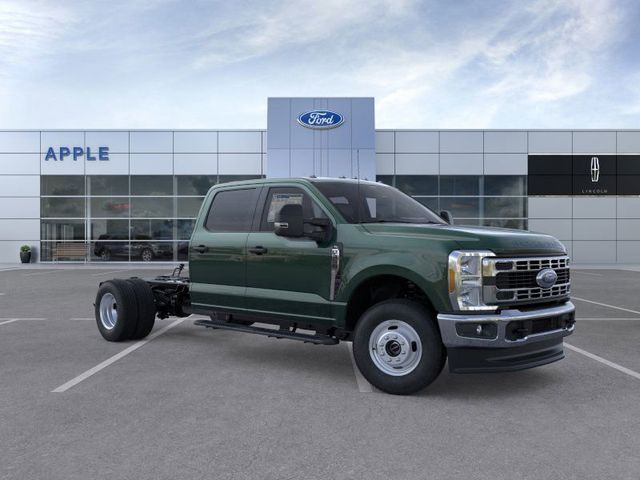 2025 Ford F-350 Super Duty XL