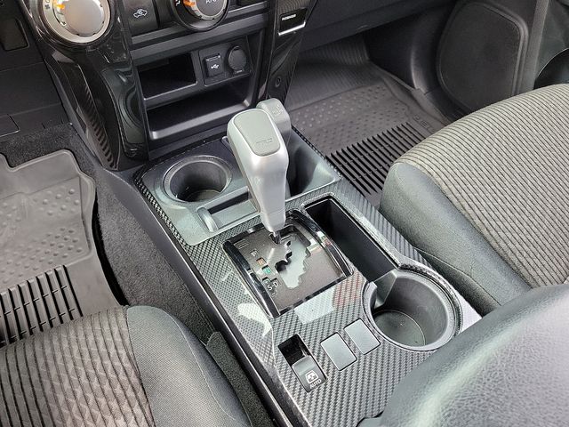 2023 Toyota 4Runner TRD Off-Road photo