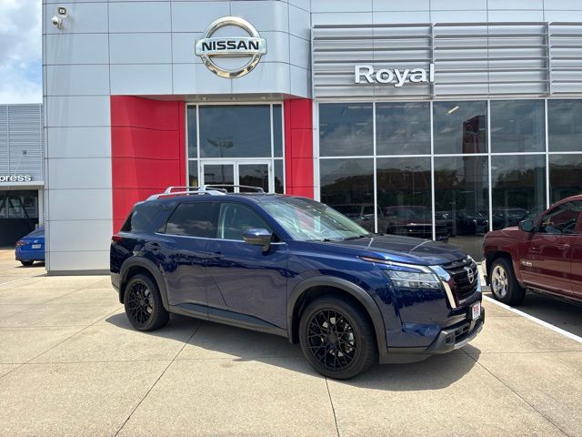 2024 Nissan Pathfinder SL - 0