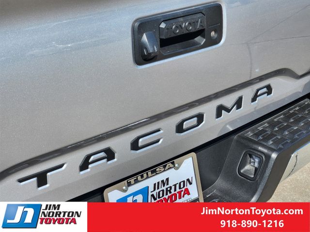 2021 Toyota Tacoma SR5 13