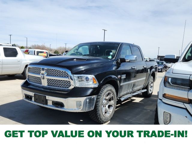 2015 RAM 1500 Laramie Crew Cab 4WD