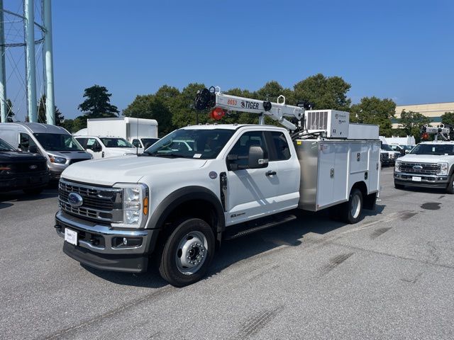 2025 Ford F-550 Super Duty 