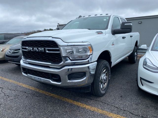 Bright White Clearcoat 2024 RAM 2500 Tradesman Crew Cab 4WD Pickup Truck Four-Wheel Drive 6-Speed Automatic