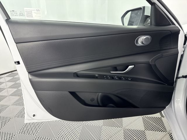 Used 2025 Hyundai Elantra Hybrid For Sale in Indianapolis, IN