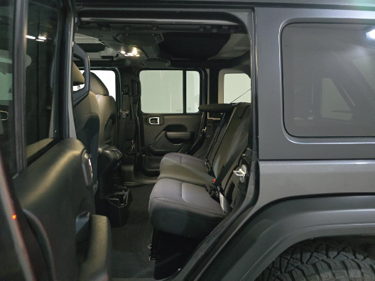 2022 Jeep Wrangler Unlimited Sport Altitude 10