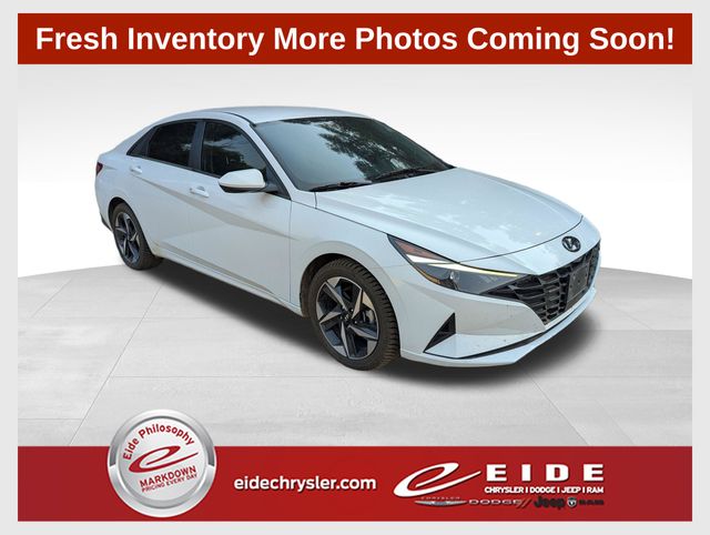 Serenity White Pearl 2023 Hyundai Elantra Sedan Front-Wheel Drive Continuously Variable Transmission