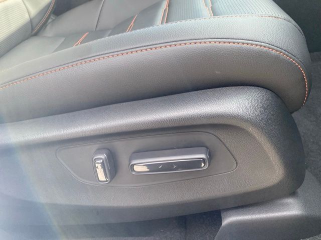 new 2026 Honda CR-V Hybrid car, priced at $41,675