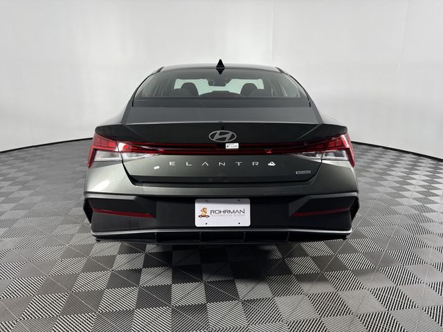 New 2025 Hyundai Elantra Hybrid For Sale in Indianapolis, IN