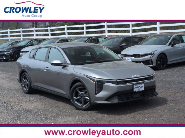 Steel Gray 2025 Kia K4 LXS FWD Sedan Front-Wheel Drive Continuously Variable Transmission