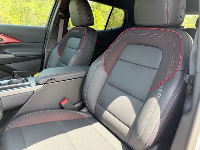 Used 2025 Beige Chevrolet RS image 14