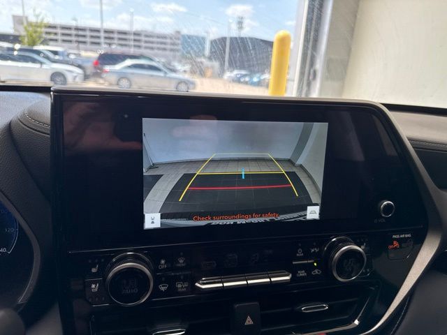 2025 Toyota Highlander Limited Silver at Gullo Toyota