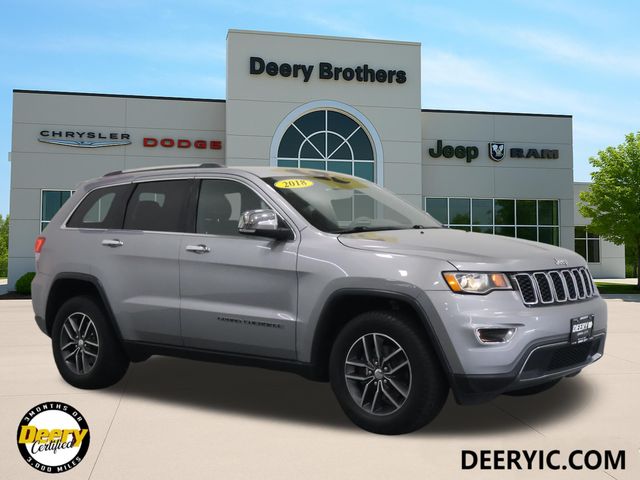 Billet Silver Metallic Clearcoat 2018 Jeep Grand Cherokee SUV / Crossover Four-Wheel Drive 8-Speed Automatic