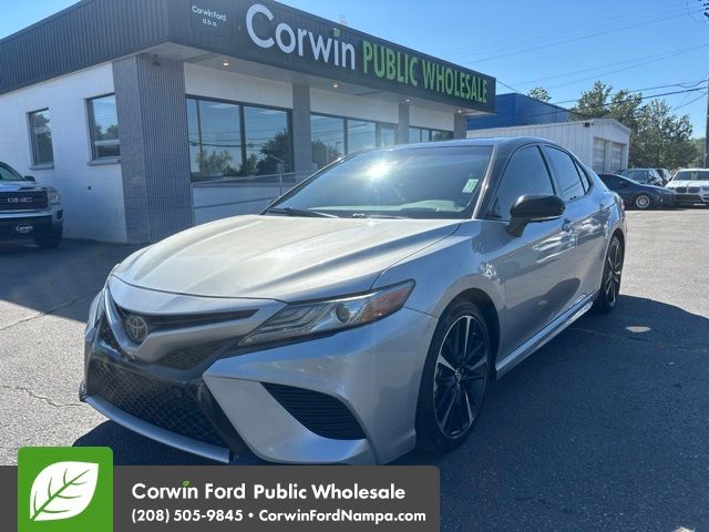 Midnight Black Metallic 2019 Toyota Camry Sedan Front-Wheel Drive 8-Speed Automatic