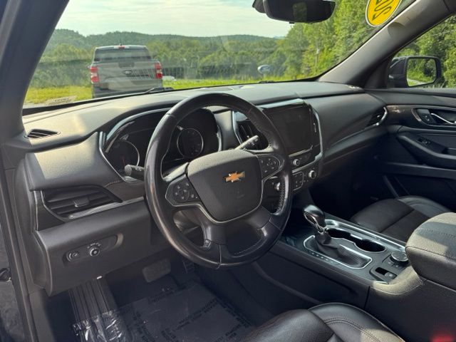 Used 2022 Black Chevrolet High Country image 27