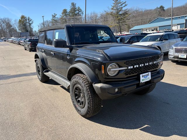 Shadow Black 2026 Ford Bronco Outer Banks 4-Door 4WD SUV / Crossover Four-Wheel Drive Automatic