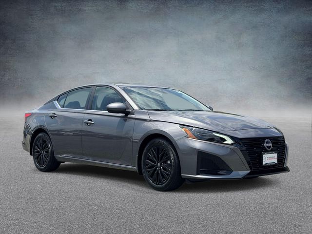 Gray (Gun Metallic) 2026 Nissan Altima Sedan Front-Wheel Drive Continuously Variable Transmission