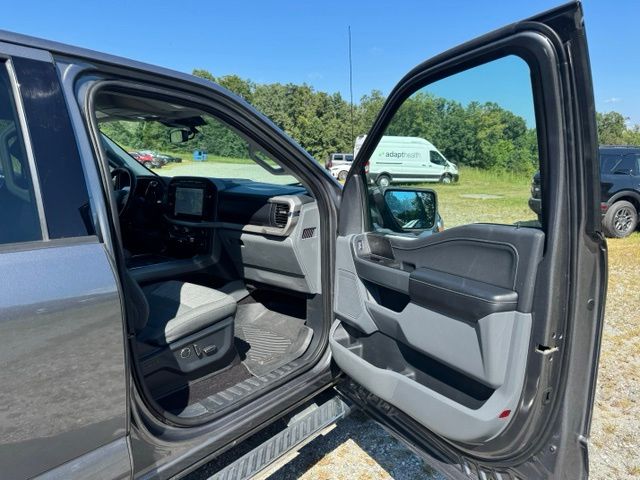 Used 2021 Gray Ford XLT image 12