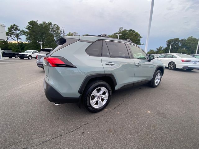 2019 Toyota RAV4 XLE 6