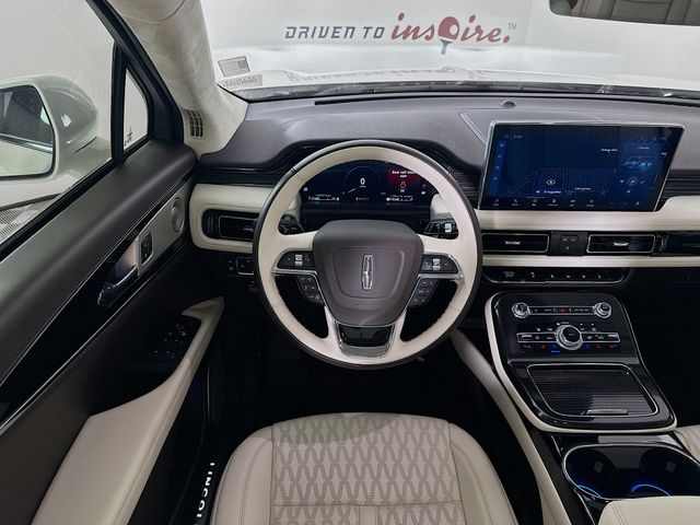 2022 Pristine White Metallic Tri-Coat Lincoln Nautilus Black Label AWD SUV