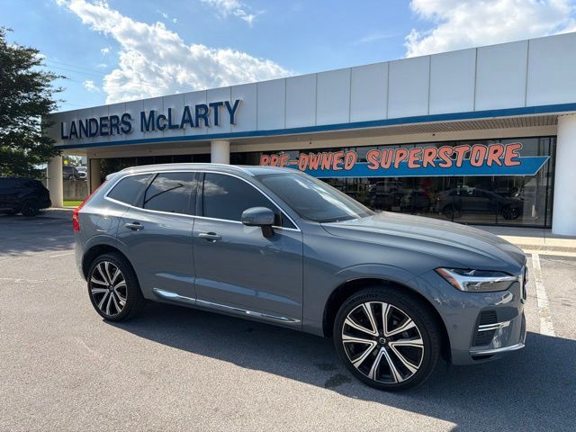 Gray Metallic 2023 Volvo XC60 SUV / Crossover Front-Wheel Drive Automatic