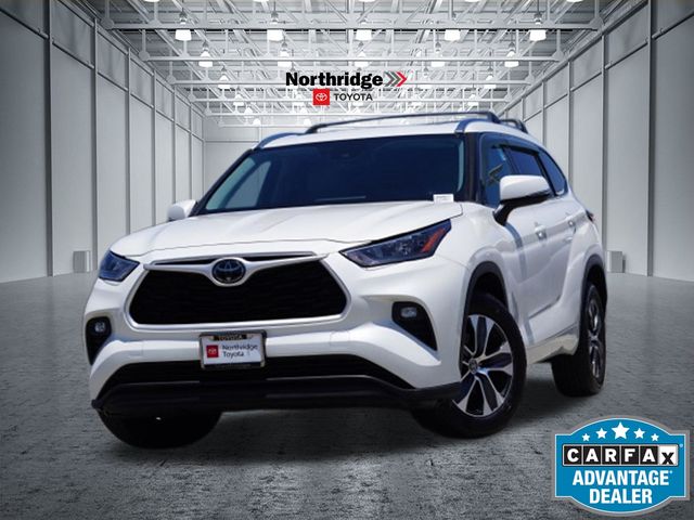 White (Blizzard Pearl) 2020 Toyota Highlander SUV / Crossover Front-Wheel Drive 8-Speed Automatic