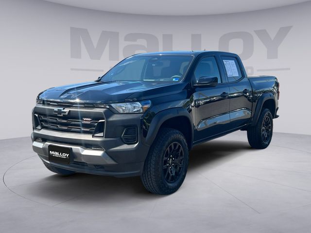 Black 2026 Chevrolet Colorado Pickup Truck Four-Wheel Drive 8-Speed Automatic