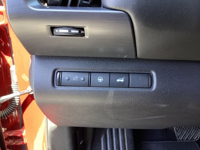 Used Car 2025 Nissan Pathfinder  Sl For Sale Under $35,000 In San Antonio, Texas