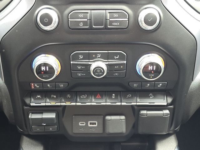 Photo of 2020 GMC Sierra 1500 SLT in Dallas, GA - 38,  2020 GMC Sierra 1500 SLT:43217B